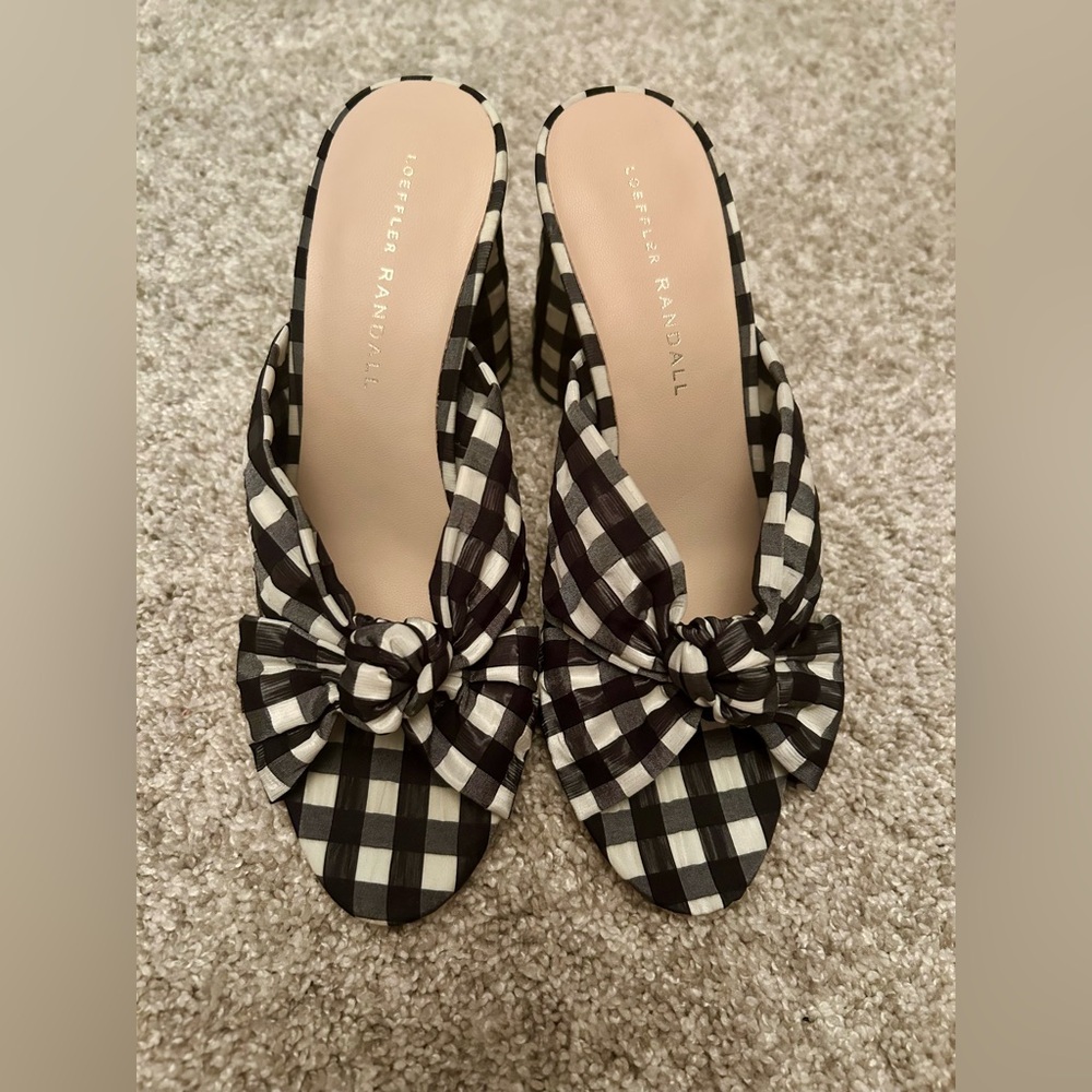 Excellent used condition (worn twice), Loeffler Randal shoes, size 7